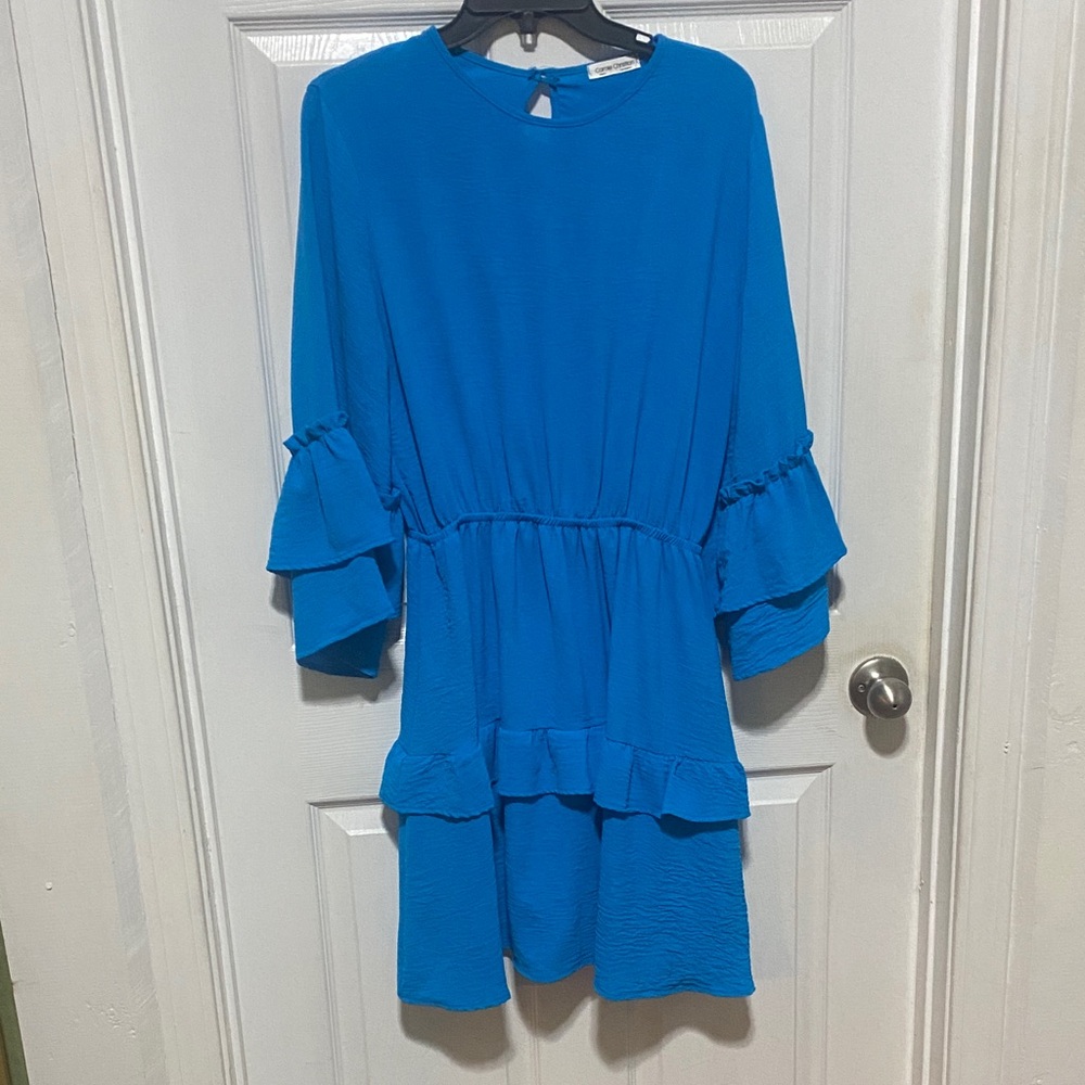 Elegant Blue Midi Dress with Ruffle Details